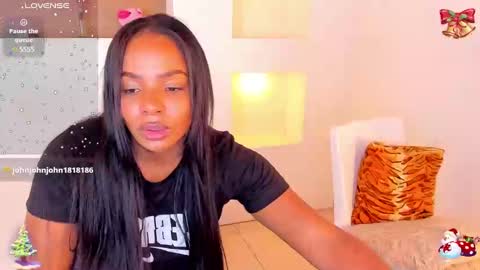 Snapshot of ivybliss8 chatting on December 28, 2024, 2:53 pm i v y b l i s s online show from December 28, 2024, 2:53 pm