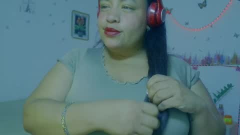 Snapshot of ivydesouzaa chatting on July 1, 2026, 2:46 am ivydesouza online show from July 1, 2026, 2:46 am