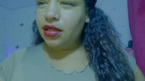 Snapshot of ivydesouzaa chatting on July 27, 2026, 7:32 pm ivydesouza online show from July 27, 2026, 7:32 pm