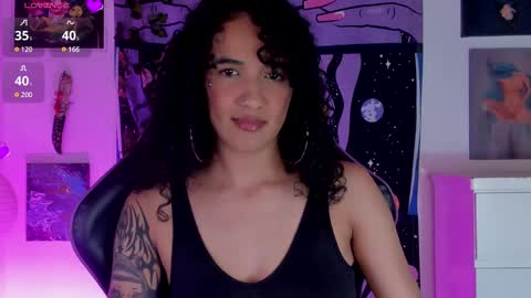 Snapshot of ivymanson_ chatting on March 1, 2025, 12:12 pm Camila online show from March 1, 2025, 12:12 pm