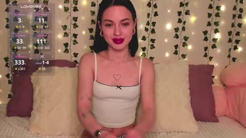 Ivy online show from March 12, 2026, 9:32 pm