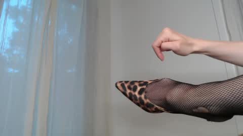 Ivy Rosie online show from April 30, 2026, 12:06 am
