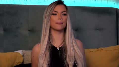 Snapshot of ivyrubens chatting on February 20, 2025, 11:20 am Ivy online show from February 20, 2025, 11:20 am