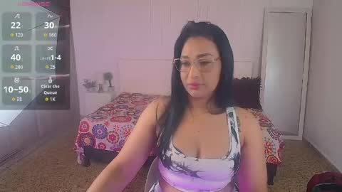 ivyshine7 online show from April 13, 2026, 7:08 pm