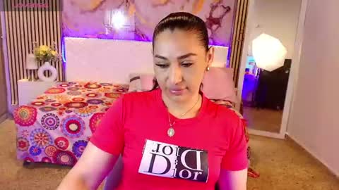 Snapshot of ivyshine7 chatting on June 16, 2026, 7:38 pm ivyshine7 online show from June 16, 2026, 7:38 pm
