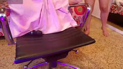 Snapshot of ivyshine7 chatting on July 28, 2026, 8:52 pm ivyshine7 online show from July 28, 2026, 8:52 pm
