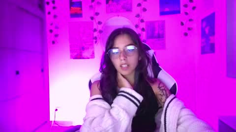 Ivy  online show from March 4, 2026, 11:44 pm