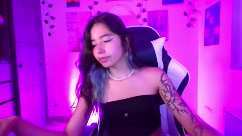 Ivy  online show from March 12, 2026, 12:06 am