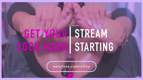 Snapshot of ivyswings chatting on January 8, 2025, 11:10 am Ivy Swings online show from January 8, 2025, 11:10 am