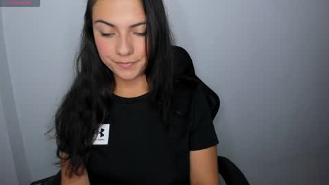 Snapshot of ivyy_scott chatting on May 20, 2026, 5:19 pm Ivvy online show from May 20, 2026, 5:19 pm
