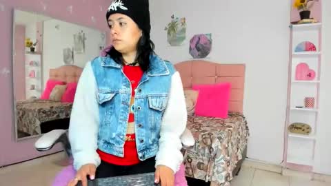 Snapshot of ivyyemerald_ chatting on May 29, 2026, 12:47 pm IVY online show from May 29, 2026, 12:47 pm