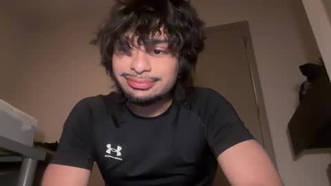 Snapshot of iwannabeagarden chatting on December 2, 2025, 2:50 am N online show from December 2, 2025, 2:50 am