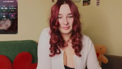 Snapshot of iwi_wi_wi chatting on January 6, 2026, 7:39 pm Daisy online show from January 6, 2026, 7:39 pm