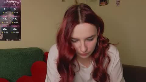 Snapshot of iwi_wi_wi chatting on January 8, 2026, 9:50 pm Daisy online show from January 8, 2026, 9:50 pm