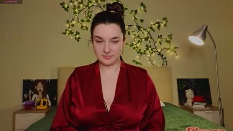 Snapshot of iwi_wi_wi chatting on March 5, 2026, 11:01 pm Daisy online show from March 5, 2026, 11:01 pm