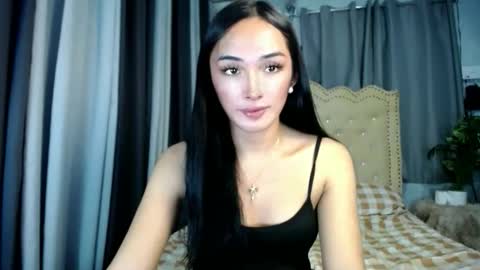 iwillcum4u_ online show from May 11, 2026, 7:00 pm