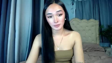 iwillcum4u_ online show from May 22, 2026, 12:33 pm