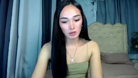 iwillcum4u_ online show from May 24, 2026, 12:10 pm