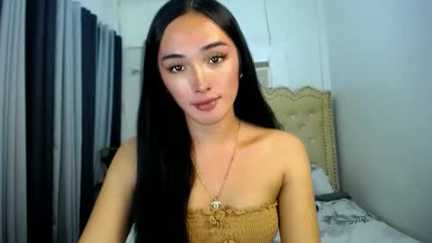 iwillcum4u_ online show from June 10, 2026, 12:37 pm