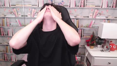 Maxim online show from December 11, 2024, 6:04 am