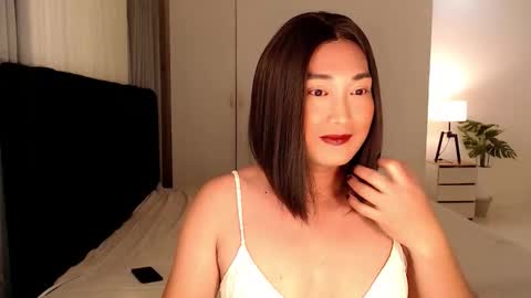 Snapshot of iya_hermosa chatting on December 20, 2025, 10:33 am iya_hermosa online show from December 20, 2025, 10:33 am