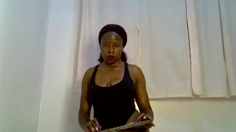 Snapshot of iynika chatting on July 23, 2026, 12:46 am iynika online show from July 23, 2026, 12:46 am