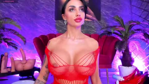 Snapshot of izabelatessa chatting on May 24, 2026, 8:03 pm izabelatessa online show from May 24, 2026, 8:03 pm