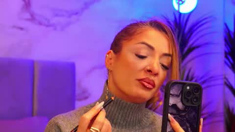 izabelle_02 online show from January 13, 2026, 6:08 am