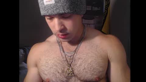 izak144 online show from December 26, 2024, 8:11 pm