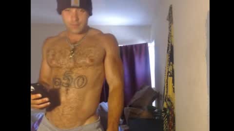 Snapshot of izak144 chatting on June 25, 2026, 6:34 pm izak144 online show from June 25, 2026, 6:34 pm