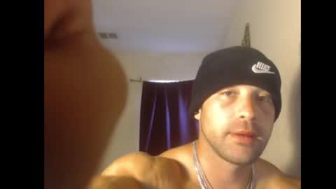 Snapshot of izak144 chatting on July 7, 2026, 12:57 am izak144 online show from July 7, 2026, 12:57 am