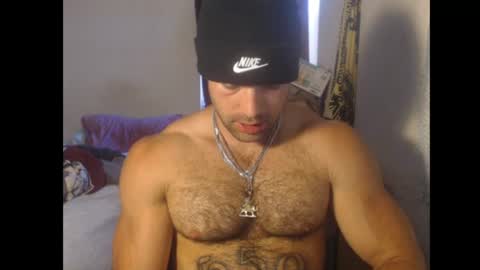 Snapshot of izak144 chatting on July 7, 2026, 8:46 pm izak144 online show from July 7, 2026, 8:46 pm