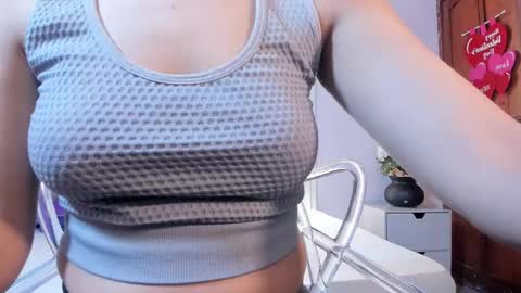 izelevans online show from January 19, 2026, 11:03 am