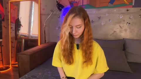 izi online show from March 9, 2025, 2:54 pm