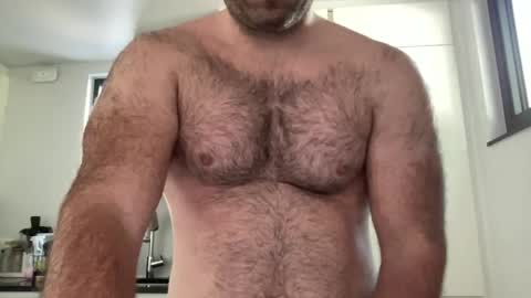 Snapshot of izylduur chatting on June 18, 2026, 6:46 am Izylduur online show from June 18, 2026, 6:46 am