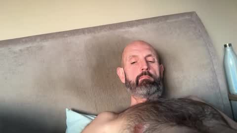 izzysboytoy1 online show from February 22, 2026, 5:11 pm