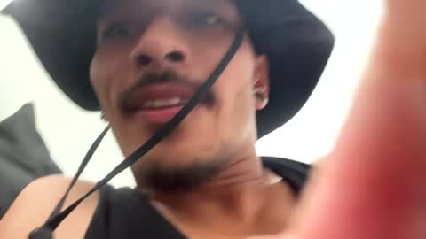 Snapshot of j0nnyk1ng chatting on February 21, 2025, 11:43 pm Mugen online show from February 21, 2025, 11:43 pm