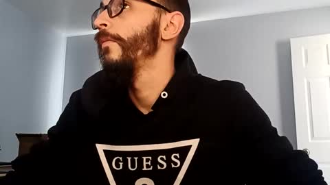 Yoursexxyguy online show from February 14, 2026, 7:32 pm