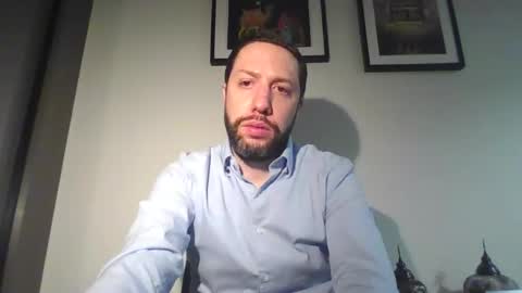Snapshot of j290408 chatting on February 27, 2025, 6:09 pm At the office online show from February 27, 2025, 6:09 pm