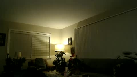 Snapshot of j_acquassanta chatting on March 5, 2025, 5:50 am j_acquassanta online show from March 5, 2025, 5:50 am