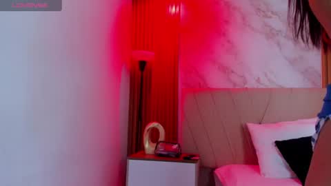 j_belle_ online show from July 28, 2026, 10:09 pm
