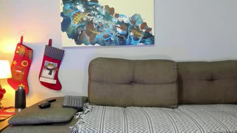 Snapshot of j_calix chatting on December 17, 2025, 5:19 pm Calix Independient model Insta and twt Calixsnake online show from December 17, 2025, 5:19 pm