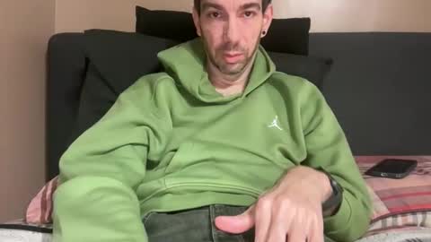 j_dc online show from December 5, 2025, 4:14 pm