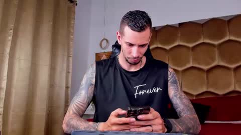 Snapshot of j_king__ chatting on June 15, 2026, 9:39 pm J King online show from June 15, 2026, 9:39 pm