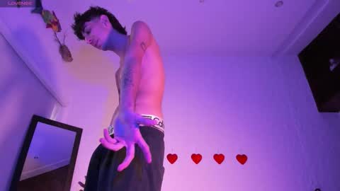 Snapshot of j_martony chatting on September 26, 2025, 2:21 pm j_martony online show from September 26, 2025, 2:21 pm