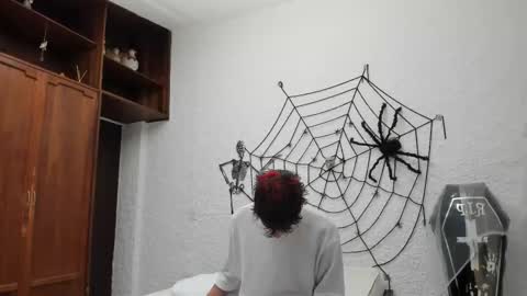 Snapshot of j_martony chatting on October 3, 2025, 12:02 pm j_martony online show from October 3, 2025, 12:02 pm