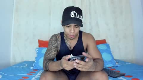 Snapshot of j_musiry chatting on February 21, 2025, 1:44 am i am juan musiry independent model online show from February 21, 2025, 1:44 am