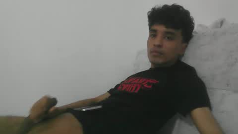 Jean R online show from May 4, 2026, 11:01 pm