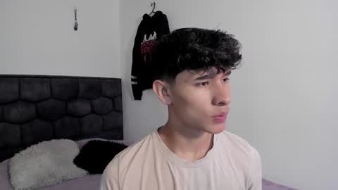 Snapshot of j_u_p_i_t_e_r chatting on December 27, 2024, 1:07 pm Noah online show from December 27, 2024, 1:07 pm