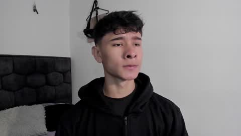 Snapshot of j_u_p_i_t_e_r chatting on January 14, 2025, 12:24 pm Noah online show from January 14, 2025, 12:24 pm